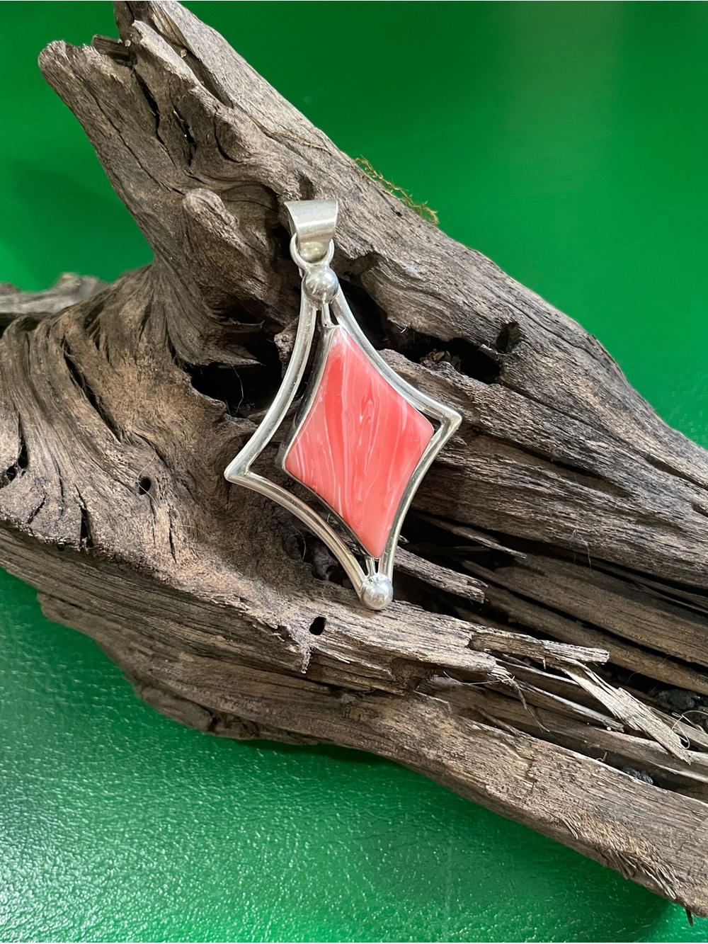 Taxco Mexico Vintage .925 Sterling Silver Modernist Pink Orange Agate Pendant